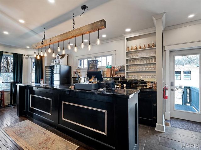 319 W Saint Louis Street, Pacific, MO 63069