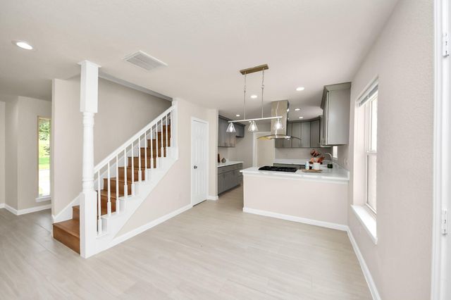 13710 Whitchurch Way, Houston, TX 77015
