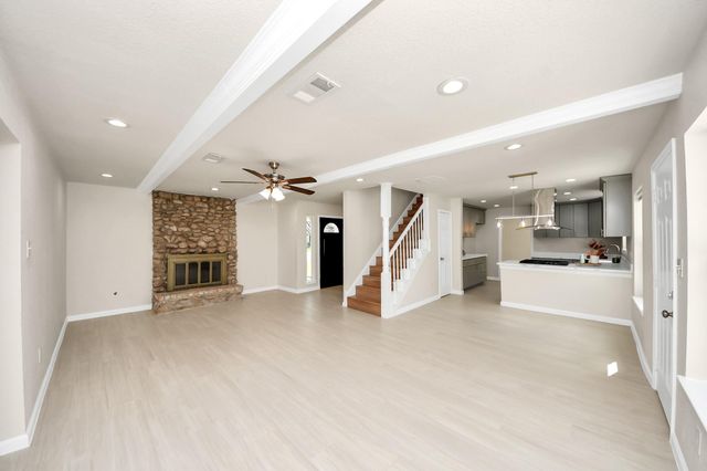 13710 Whitchurch Way, Houston, TX 77015