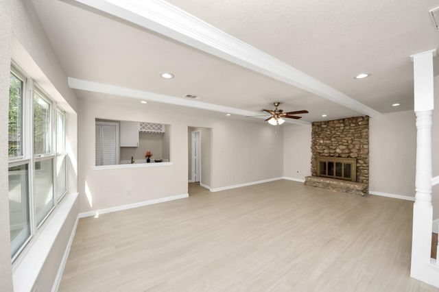 13710 Whitchurch Way, Houston, TX 77015