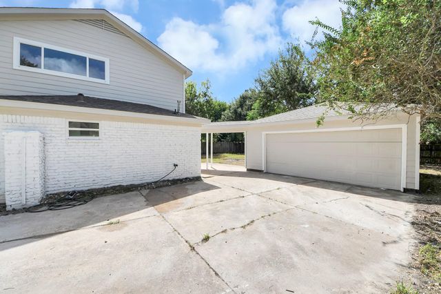 13710 Whitchurch Way, Houston, TX 77015
