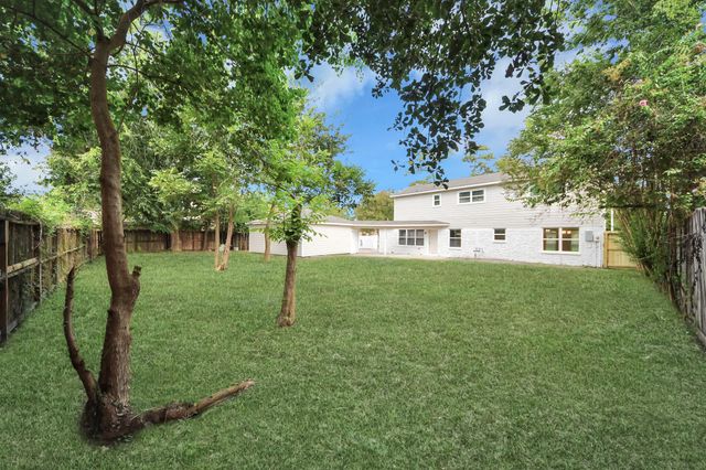 13710 Whitchurch Way, Houston, TX 77015