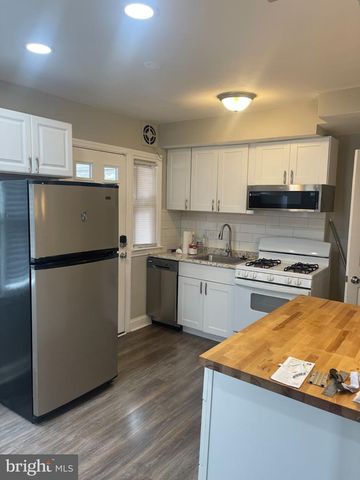 2340 HUNTER PL SE, Washington, DC 20020