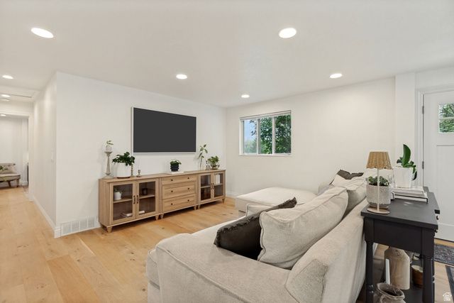 2855 E PAMELA DR, Cottonwood Heights, UT 84121