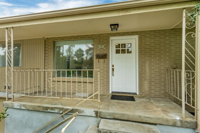 2855 E PAMELA DR, Cottonwood Heights, UT 84121