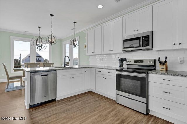 2671 Island Drive, N Topsail Beach, NC 28460