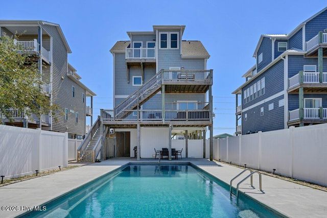 2671 Island Drive, N Topsail Beach, NC 28460