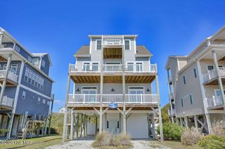 2671 Island Drive, N Topsail Beach, NC 28460