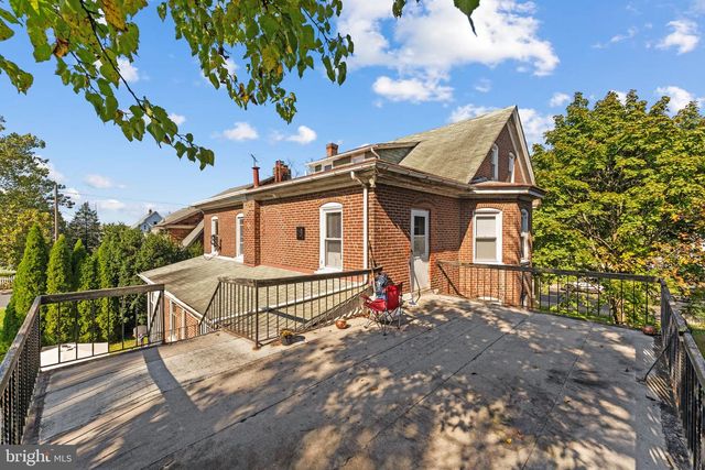 108 S MAIN ST, Telford, PA 18969