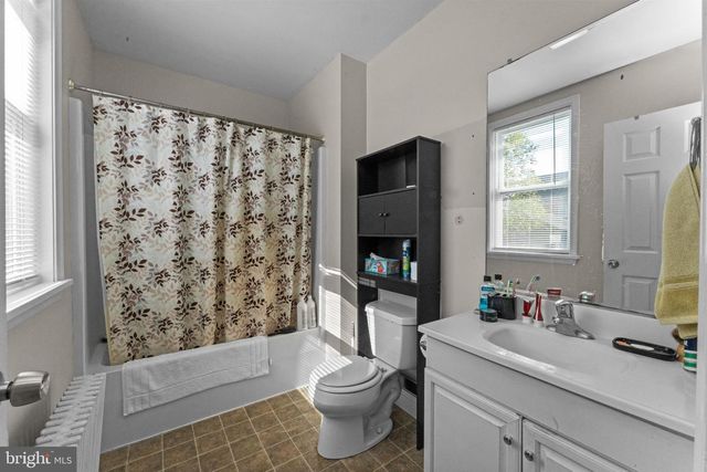 108 S MAIN ST, Telford, PA 18969