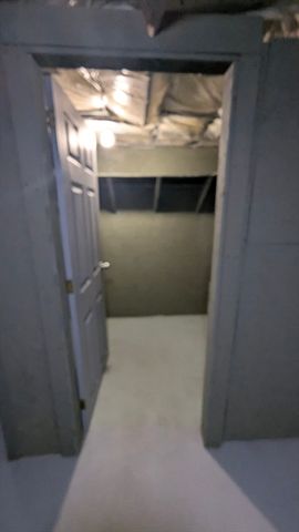 59 Davis 2 North, Fall River, MA 02723