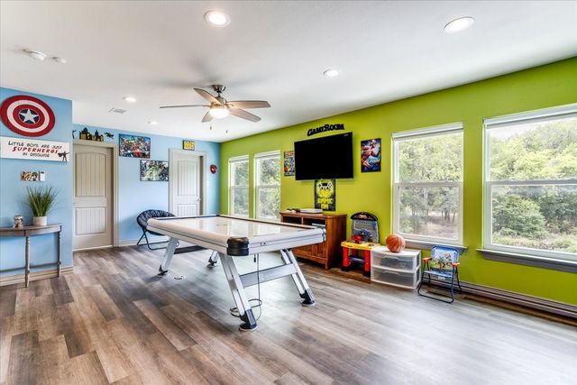 521 Bakers Branch Road, Waxahachie, TX 75167