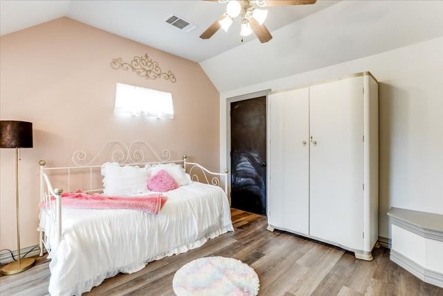 521 Bakers Branch Road, Waxahachie, TX 75167