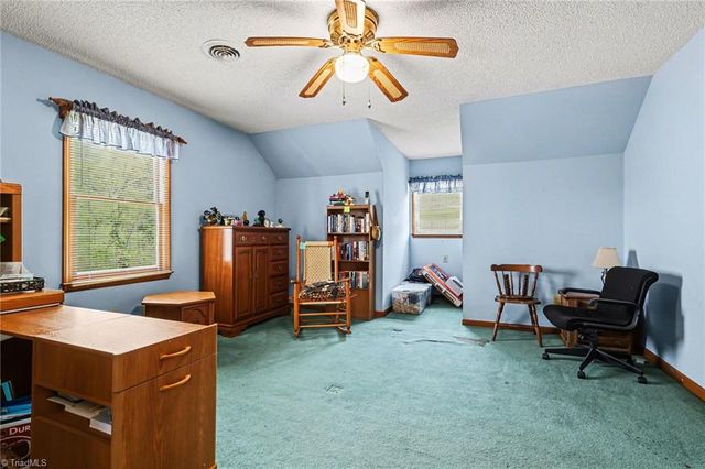 217 Greenlawn Drive, Kernersville, NC 27284