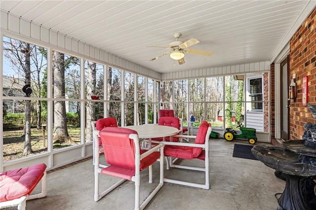 217 Greenlawn Drive, Kernersville, NC 27284