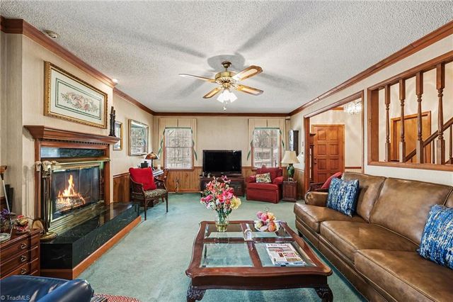 217 Greenlawn Drive, Kernersville, NC 27284