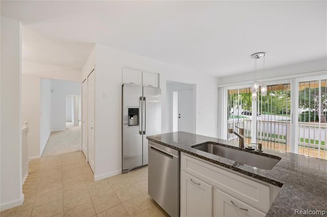 43442 Napa Drive, Sterling Heights, MI 48314
