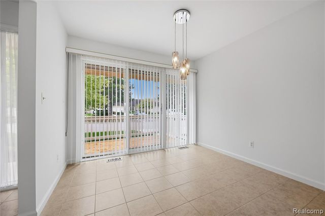 43442 Napa Drive, Sterling Heights, MI 48314