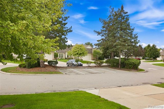 43442 Napa Drive, Sterling Heights, MI 48314