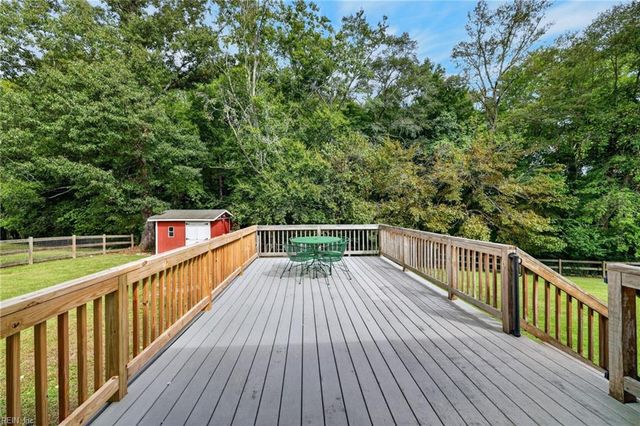 3300 Matoaka RD, Suffolk, VA 23434