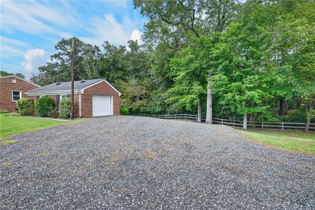 3300 Matoaka RD, Suffolk, VA 23434