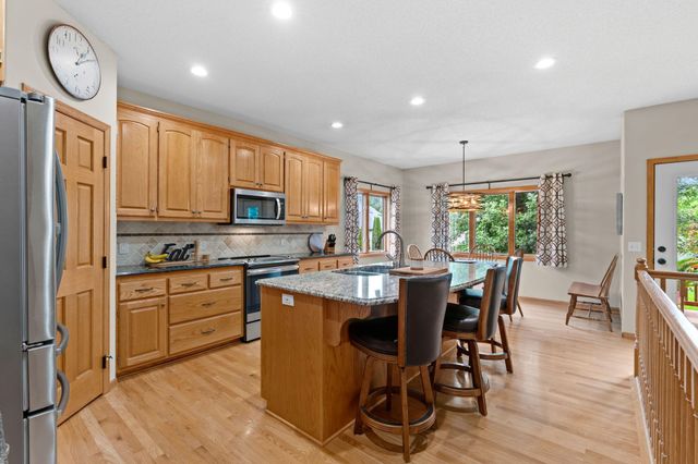 2373 Quail Creek Parkway NE, Blaine, MN 55449