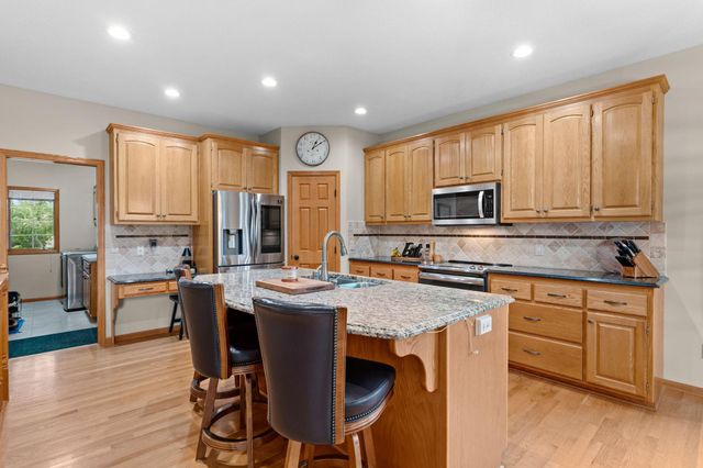 2373 Quail Creek Parkway NE, Blaine, MN 55449
