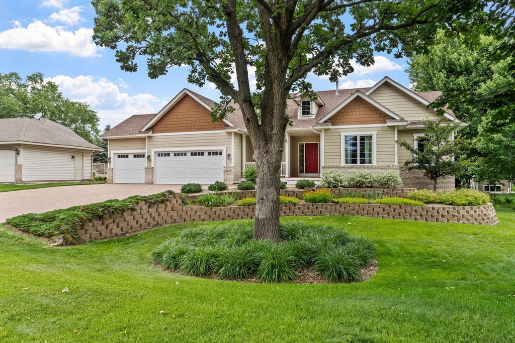 2373 Quail Creek Parkway NE, Blaine, MN 55449