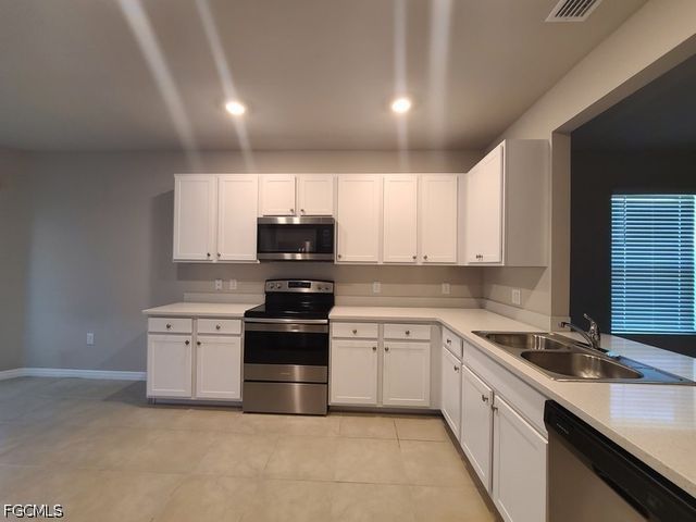 3153 Cozumel CT, Cape Coral, FL 33909