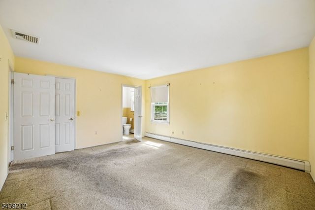 30 Tanglewood Dr, East Hanover Twp., NJ 07936