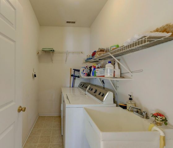 1247 Auburn Meadow Lane, Schererville, IN 46375