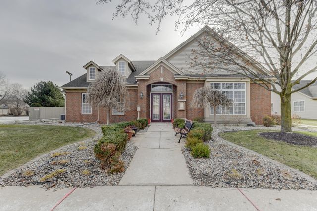 1247 Auburn Meadow Lane, Schererville, IN 46375