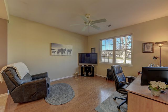 1247 Auburn Meadow Lane, Schererville, IN 46375