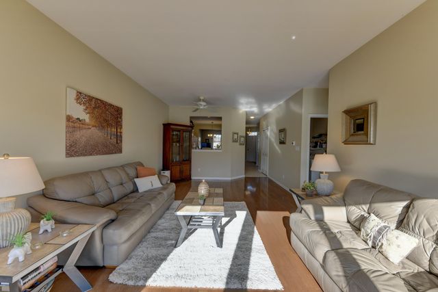 1247 Auburn Meadow Lane, Schererville, IN 46375