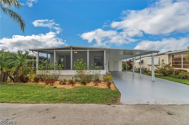 243 Tangerine DR, Fort Myers, FL 33905