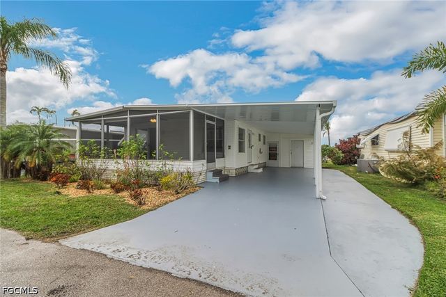 243 Tangerine DR, Fort Myers, FL 33905