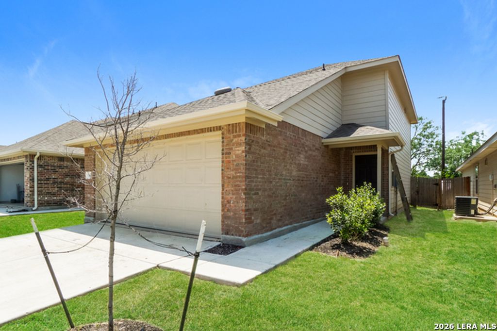 10447 Clearwater Way, San Antonio, TX 78223