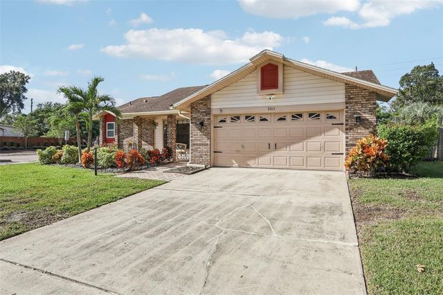 9913 CHESHAM DRIVE, Orlando, FL 32817