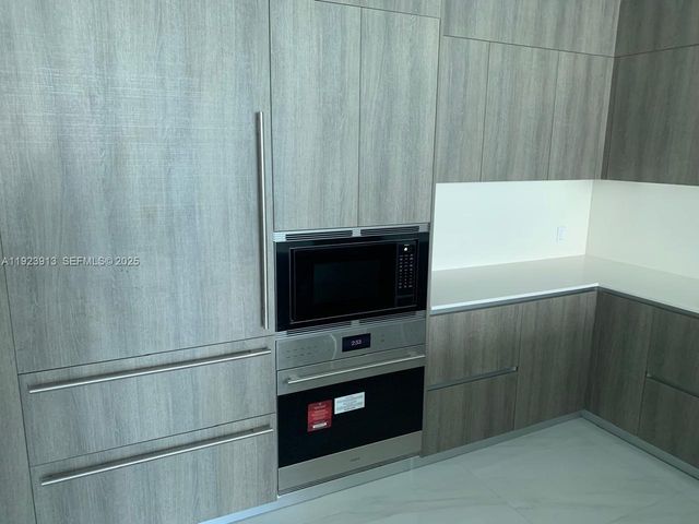 17550 Collins Ave 1204, Sunny Isles Beach, FL 33160