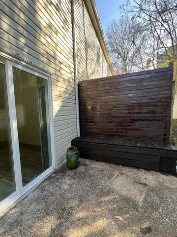 139 Five Oaks DR, Nashville, TN 37217