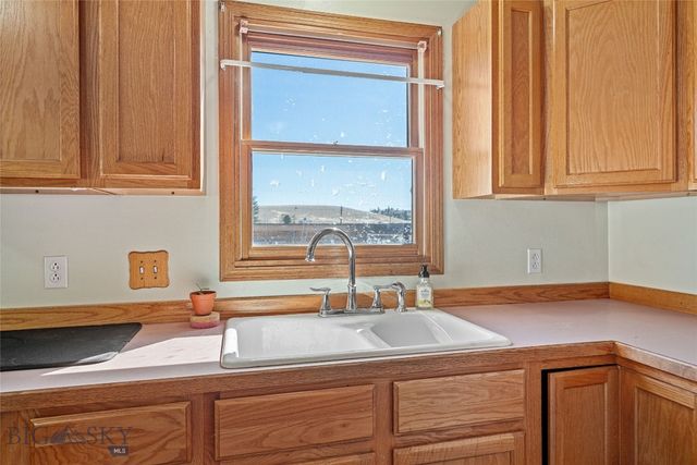 24 Lower Rader Creek Road, Whitehall, MT 59759