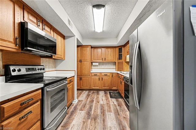 2304 Cypress Court, High Point, NC 27265