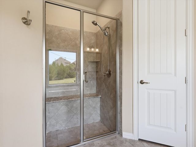 800 River Oak Avenue, Euless, TX 76039