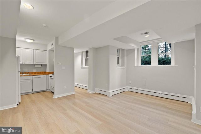 1752 17TH ST NW, Washington, DC 20009