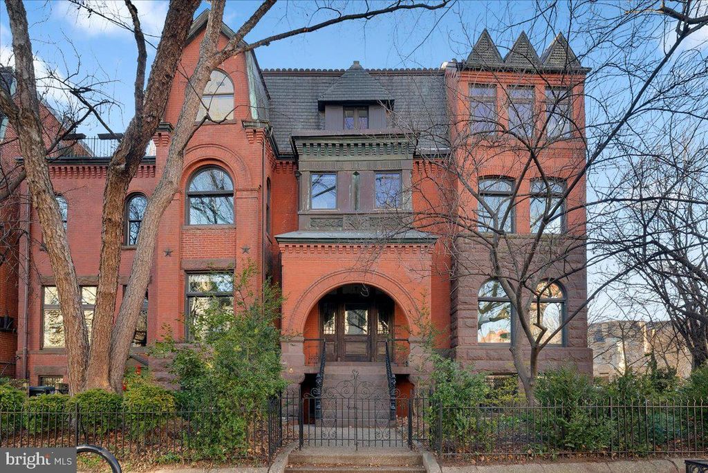 1752 17TH ST NW, Washington, DC 20009