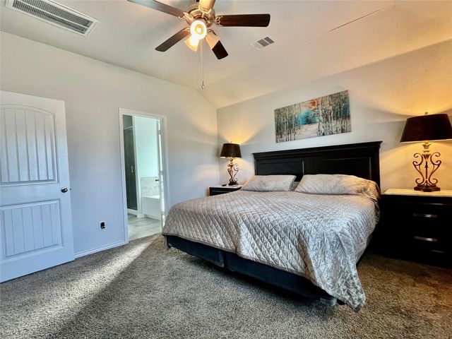 1916 Thorndyke Lane, Bryan, TX 77807