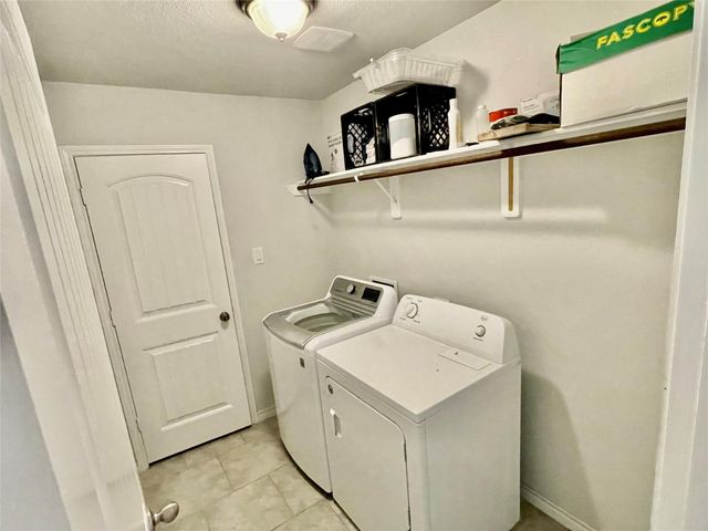 1916 Thorndyke Lane, Bryan, TX 77807