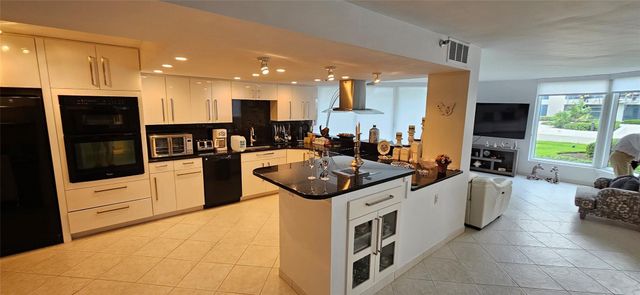 2575 S Ocean Boulevard 107S, Highland Beach, FL 33487