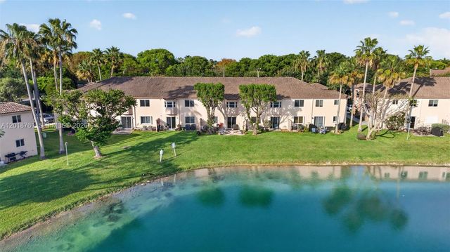 2600 SE 12th Pl 203, Homestead, FL 33035
