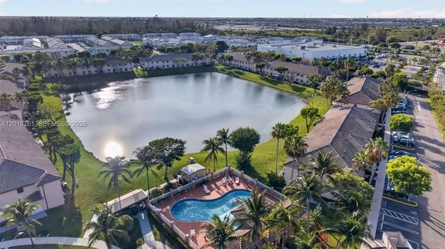 2600 SE 12th Pl 203, Homestead, FL 33035